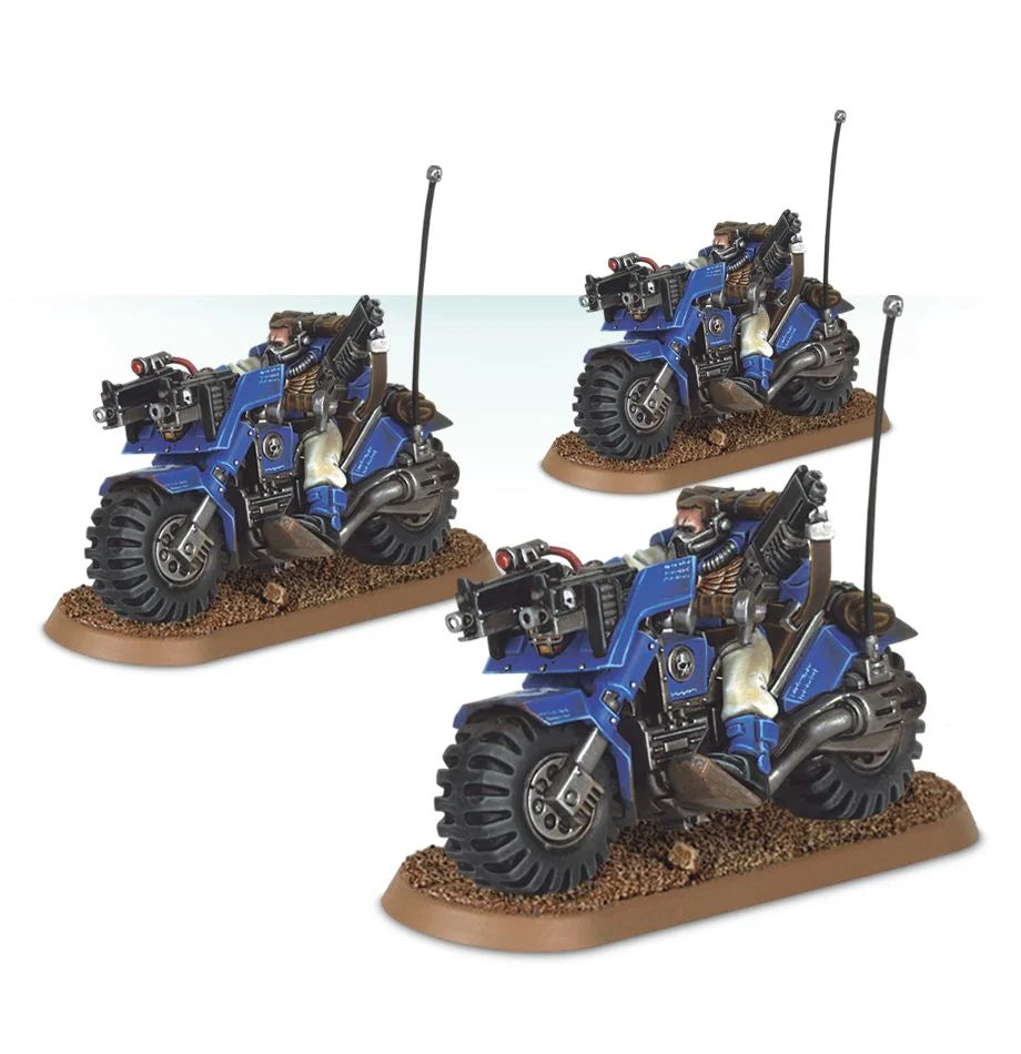 Scoutbikeschwadron der Space Marines